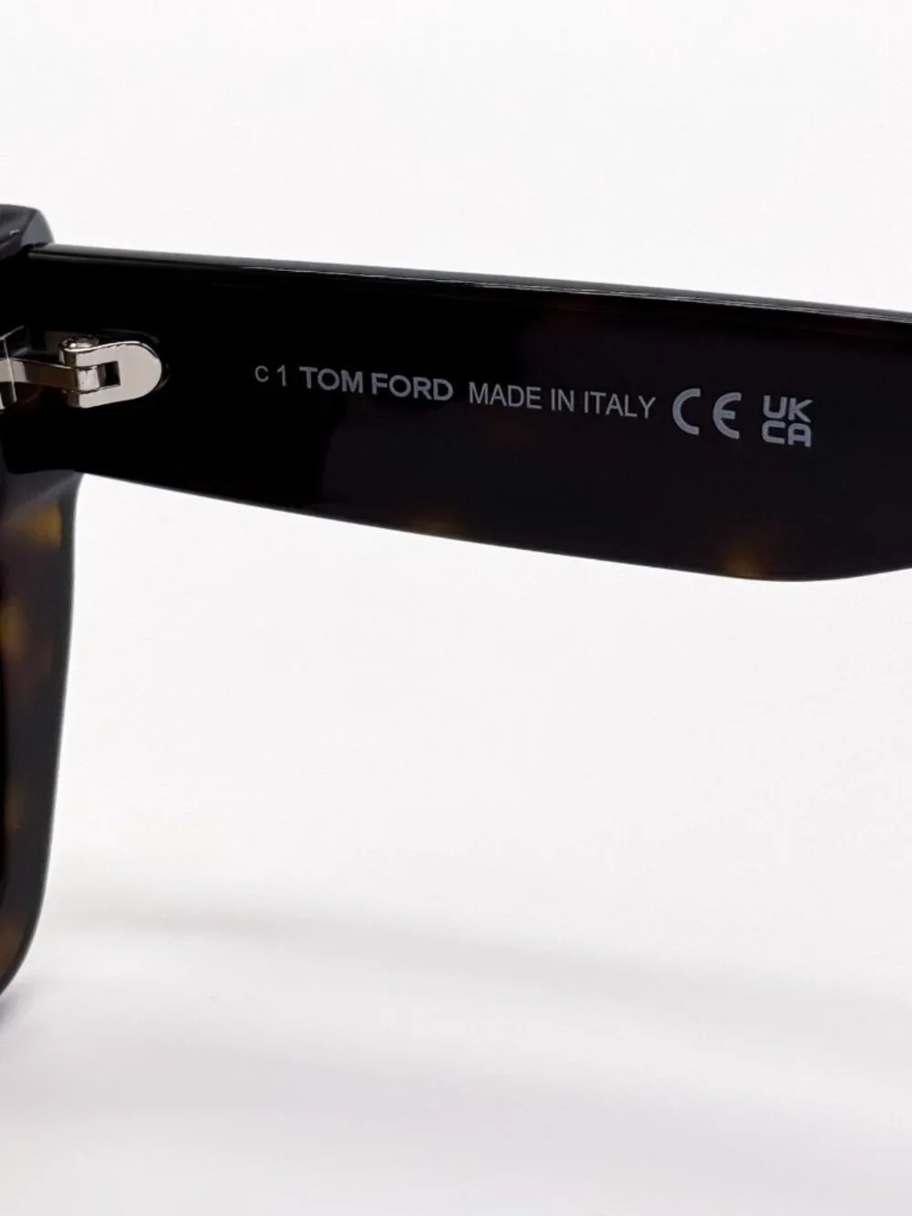 Tom Ford brown tf871 made